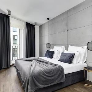 https://el-apartments-hercules.poznan-hotels.com