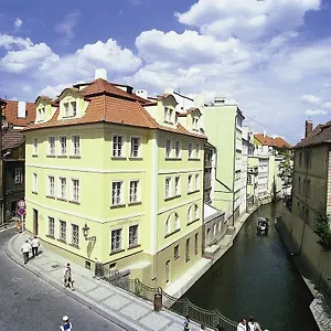 **** Otel Certovka Çek Cumhuriyeti