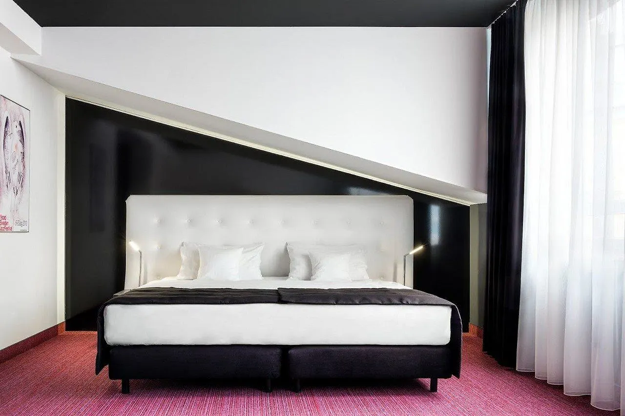 Best Western Plus Krakow Old Town Otel