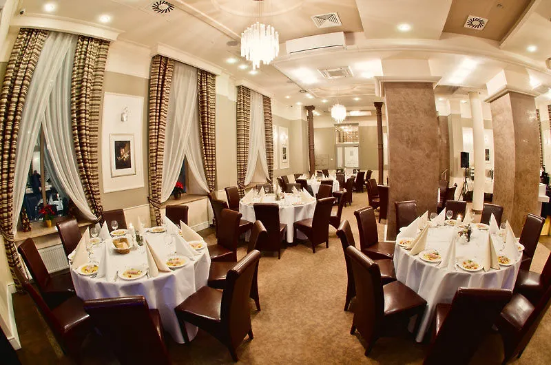 Best Western Plus Krakow Old Town Otel